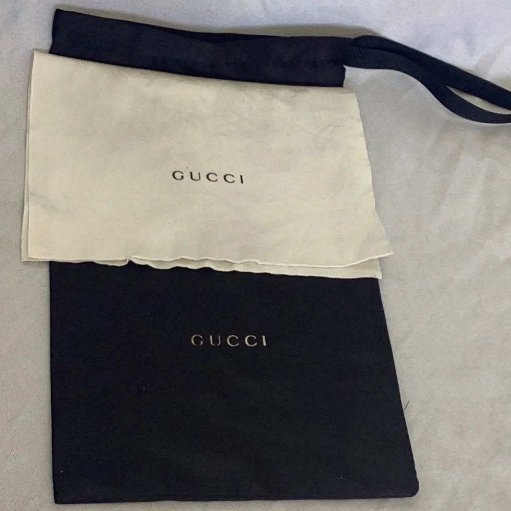 Gucci sunglasses bag - Picture 1 of 3